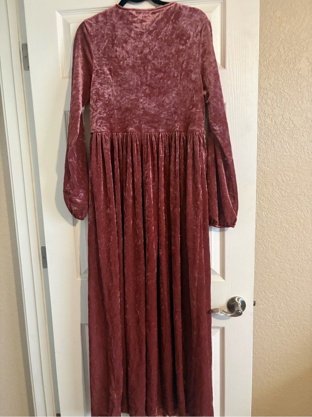 Halara Maxi Dress - Picture 3 of 6